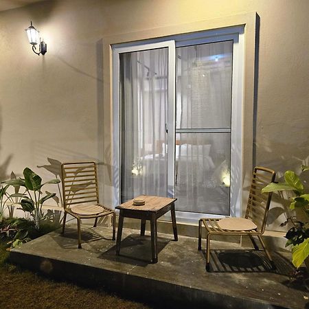 Hotel Blossom Pokhara Kültér fotó