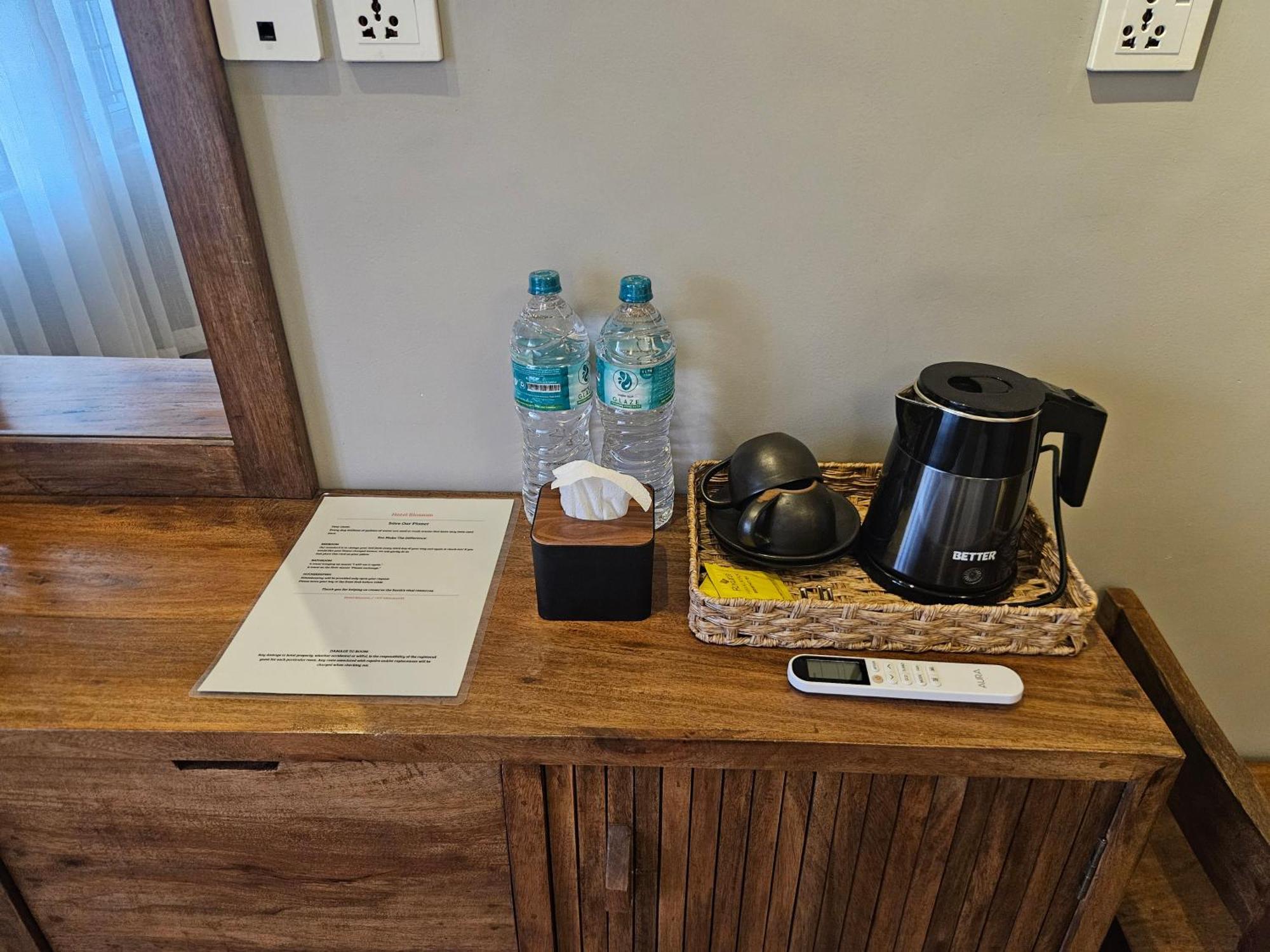 Hotel Blossom Pokhara Szoba fotó